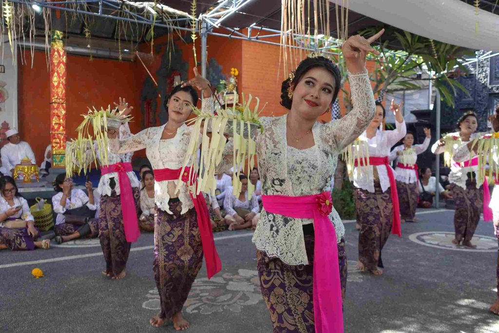 Pujawali Pura Jagadnatha Mataram